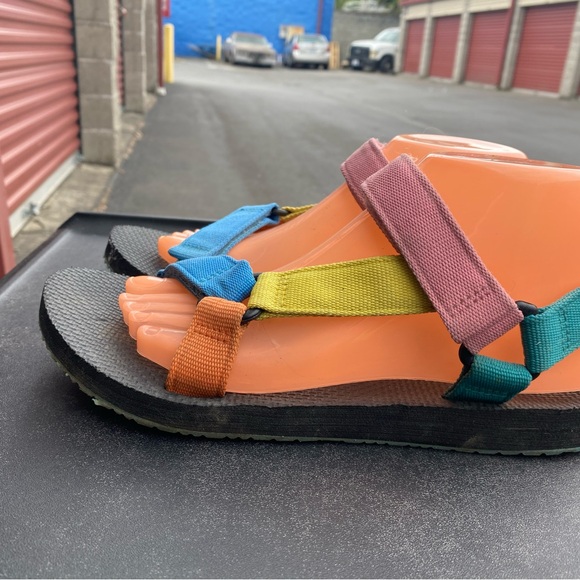 Women's Original Universal Teva a like Women’s Multi-Color Sandals Size 9.5 - Picture 9 of 13